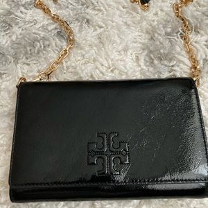 Tory Burch patent leather chain link crossbody bag/ wallet